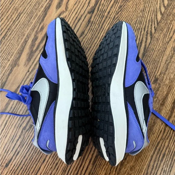 Nike Phoenix waffle purple  Women's Sneakers - Picture 2 of 4